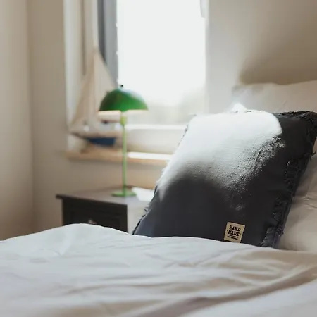 Ferienhaus Neu Rügen Resørt Großzügige, Gemütliche Doppelhaushälfte Alvin Mit Terrasse